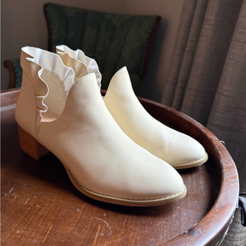 Women's Cream Ruffle Ankle Boots
